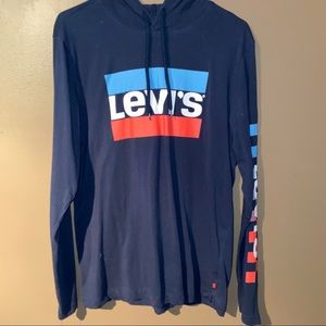 Levi’s sweatshirt
